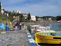 De haven in Port Lligat