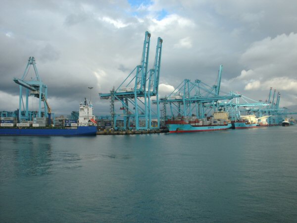 In de haven van Algeciras