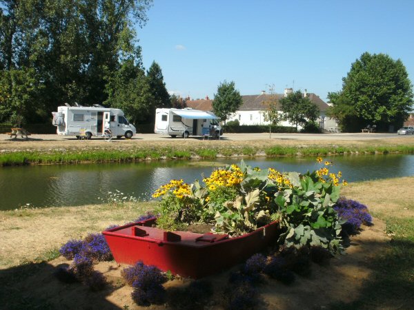 Motorhomes langs het kanaal