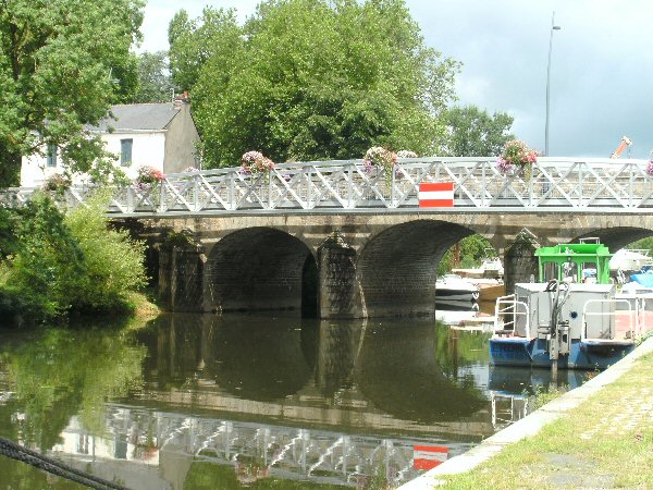 Voetgangersbrug