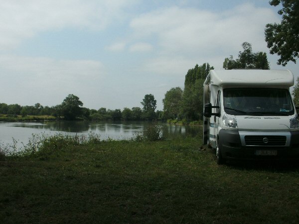 Met zicht op de rivier