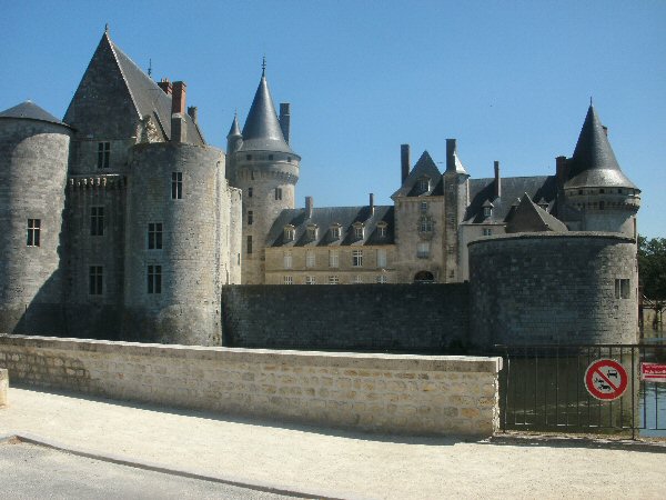 Het kasteel van Sully-sur-Loire