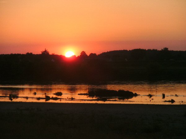 Zonsondergang boven de Loire